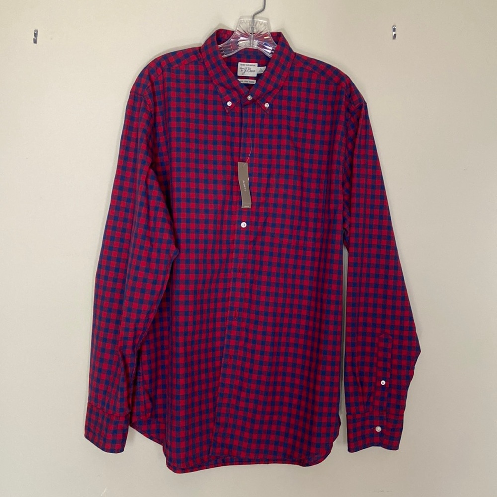 NWT men’s button down shirt